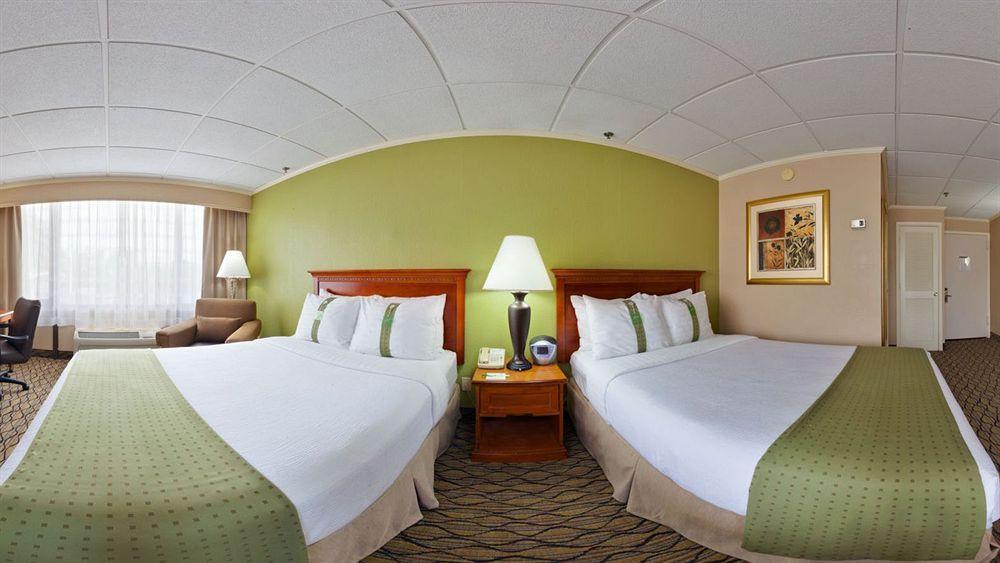 Holiday Inn Clark - Newark By Ihg Eksteriør bilde
